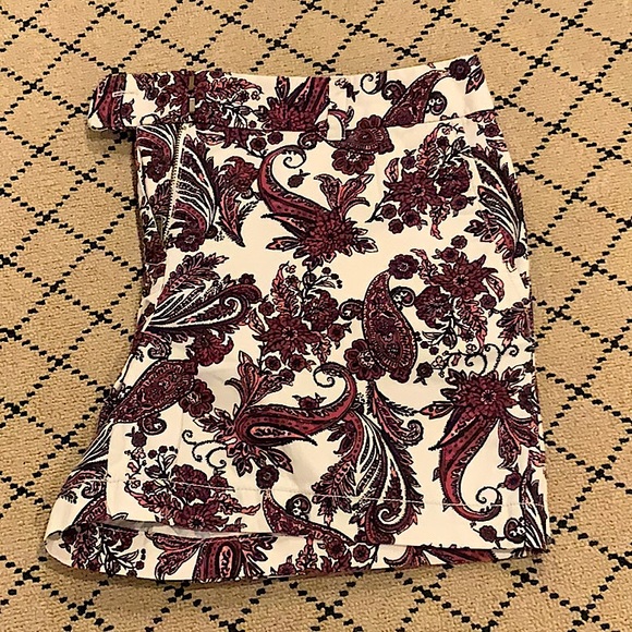 Ann Taylor LOFT Shorts - Picture 1 of 4